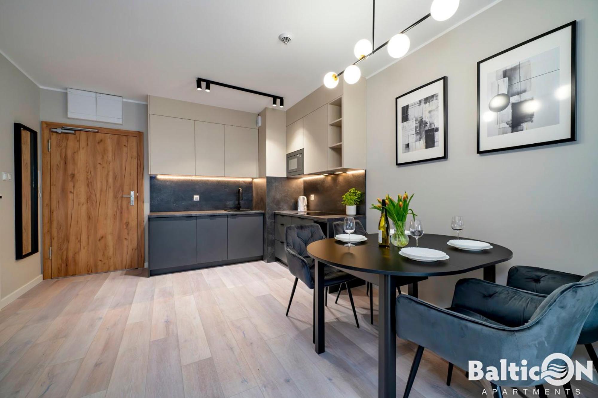 Apartamenty Balticon Kasprowicza Parking Inclusive Kolberg Exterior foto